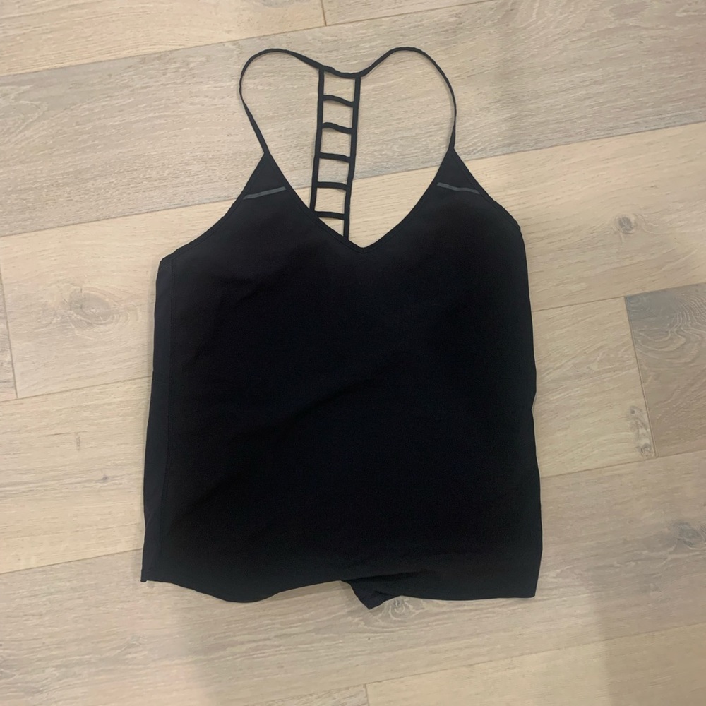 Black lululemon loose fitting tank